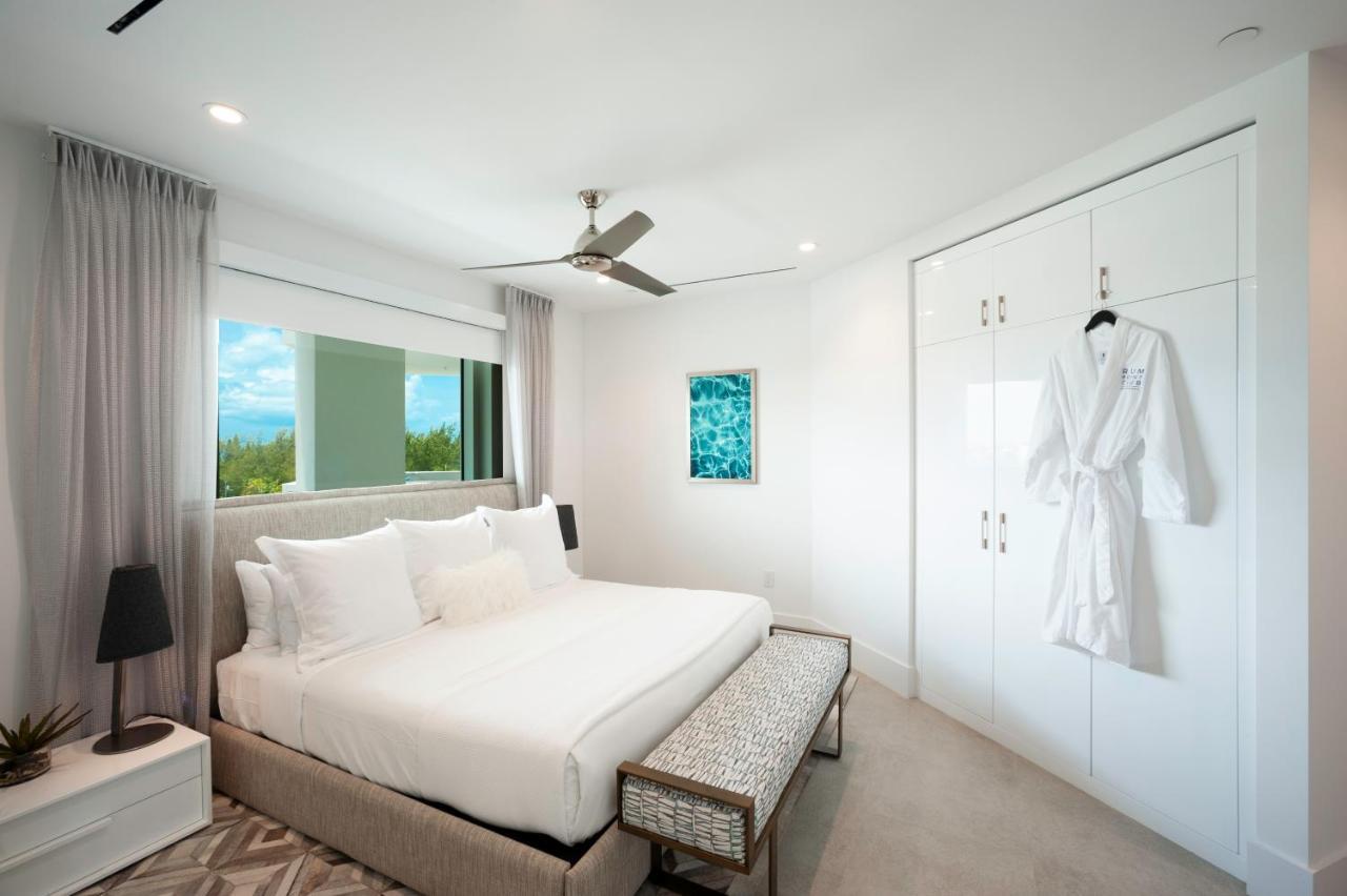 Rum Point Club Residences Driftwood Village Εξωτερικό φωτογραφία